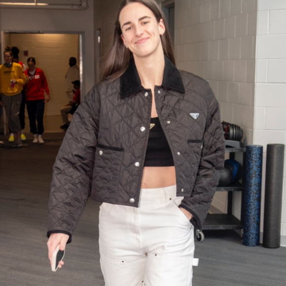 Prada Black Cropped Nylon Quilted Jacket [40] - Picture 7 of 8